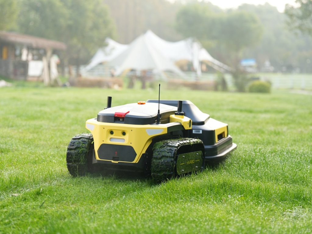 Kan det betale sig at investere i en robotplæneklipper?
