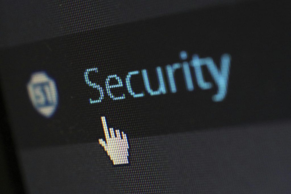 Styrk IT-sikkerheden med en uddannelse i cybersikkerhed