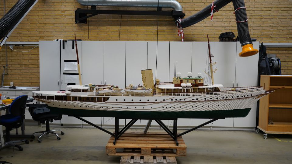 LEGOLAND® flytter 225.000 LEGO® klodser til Grenaa under årets sommertogt